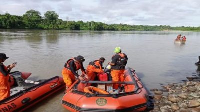 Semua Korban Laka Sungai