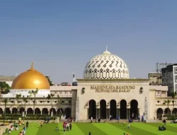 Masjid Raya Bandung Tidak Lagi Dibiayai Pemprov Jabar Ini Jawaban Farhan
