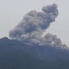 Gunung Marapi Erupsi 3 Menit 21 Detik Saat Arus Mudik Lebaran Terlama Sepanjang 2026