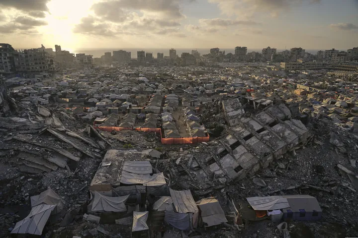 Menakar Skenario Perang