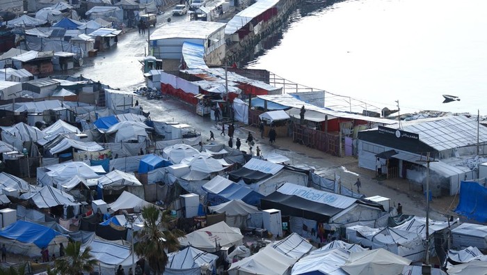 2 Kelompok Baku Tembak