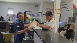 Petugas Imigrasi Tak Ikut WFH Layanan Imigrasi Berjalan Normal